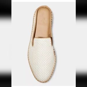 Universal Thread Lona Mules,  Memory Foam Espadrilles women's size 12